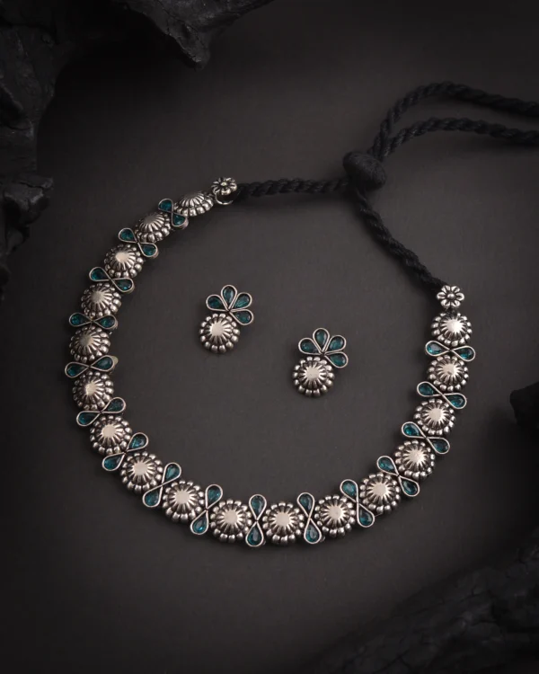 Oxidised Green Stone With Necklace