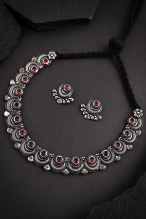 Oxidised Red Stone Chand Shape Motives Necklace