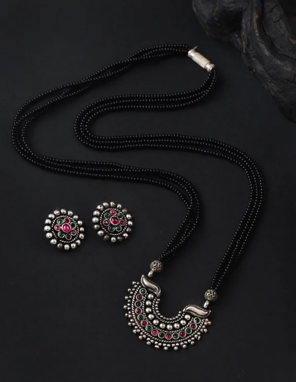 Oxidised Half Round Stone Mangalsutra